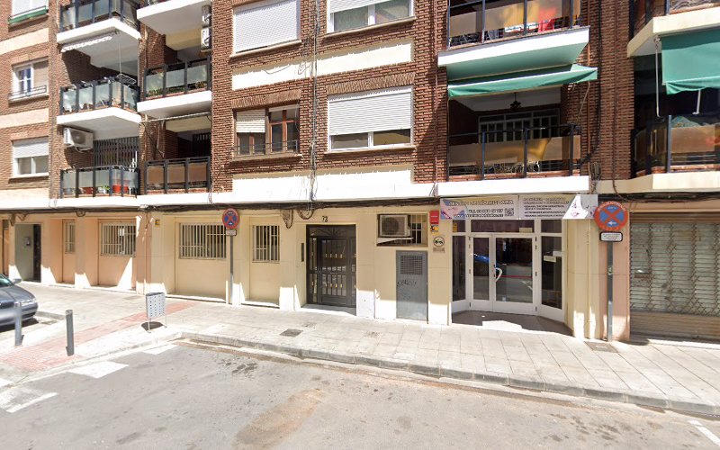 Centro De Día L'escoleta Dels Iaios