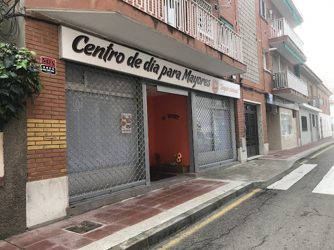 Centro De Día Para Mayores In Vivet