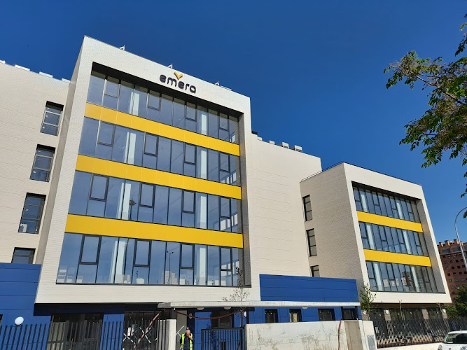 Residencia De Mayores Emera Carabanchel